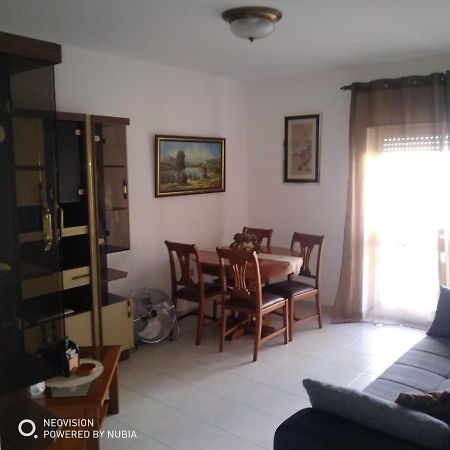 Apartamento Central วีลาเรอัลเดซานโตอันโตนิโอ ภายนอก รูปภาพ